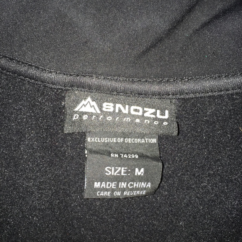 Snozu Performance Jacket.. Size Med. - image 4